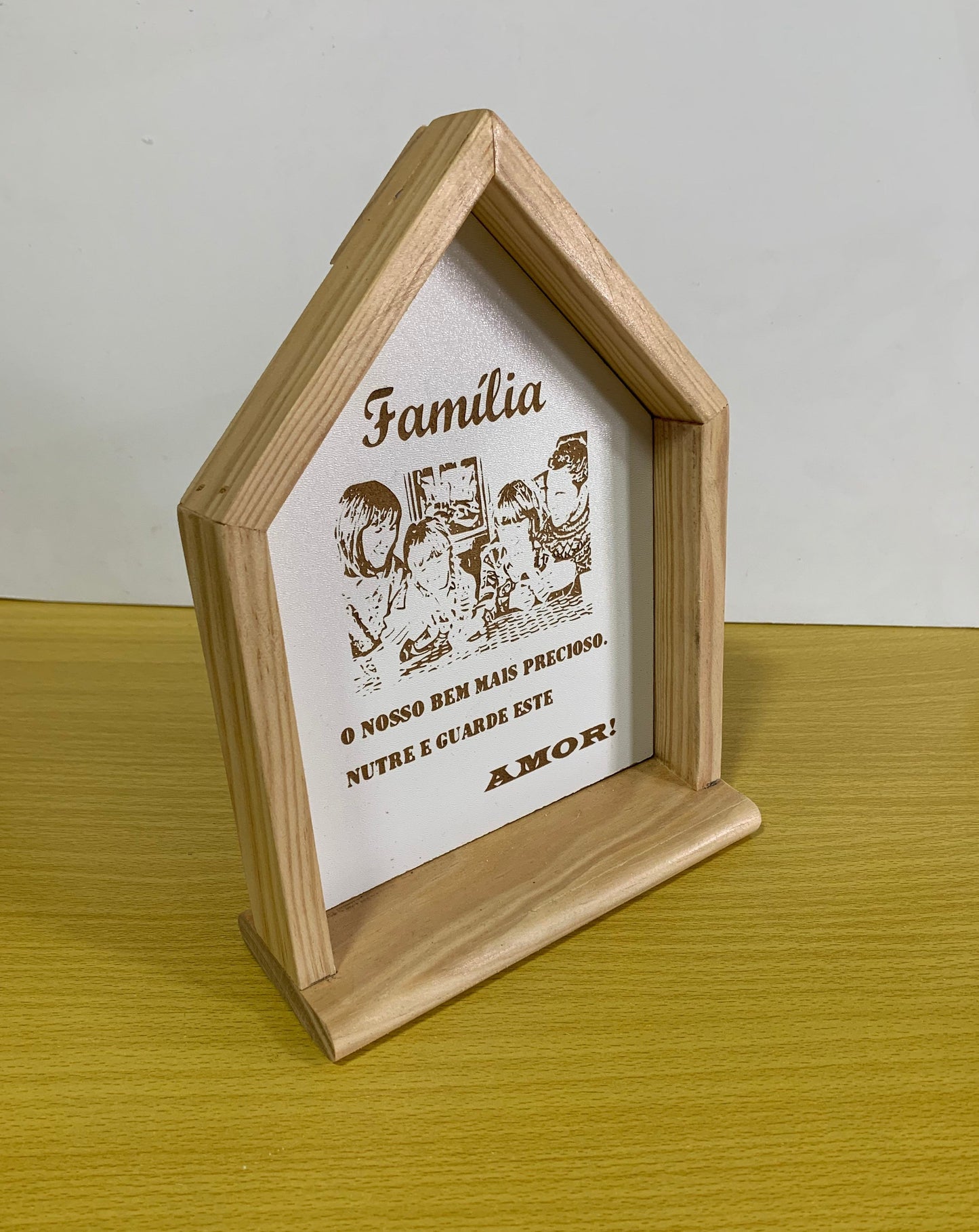 Table centerpiece with family photo