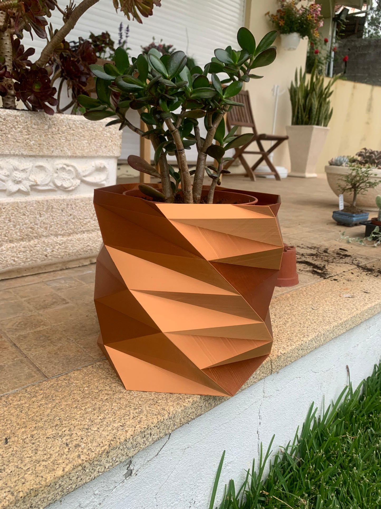 Poly Vase